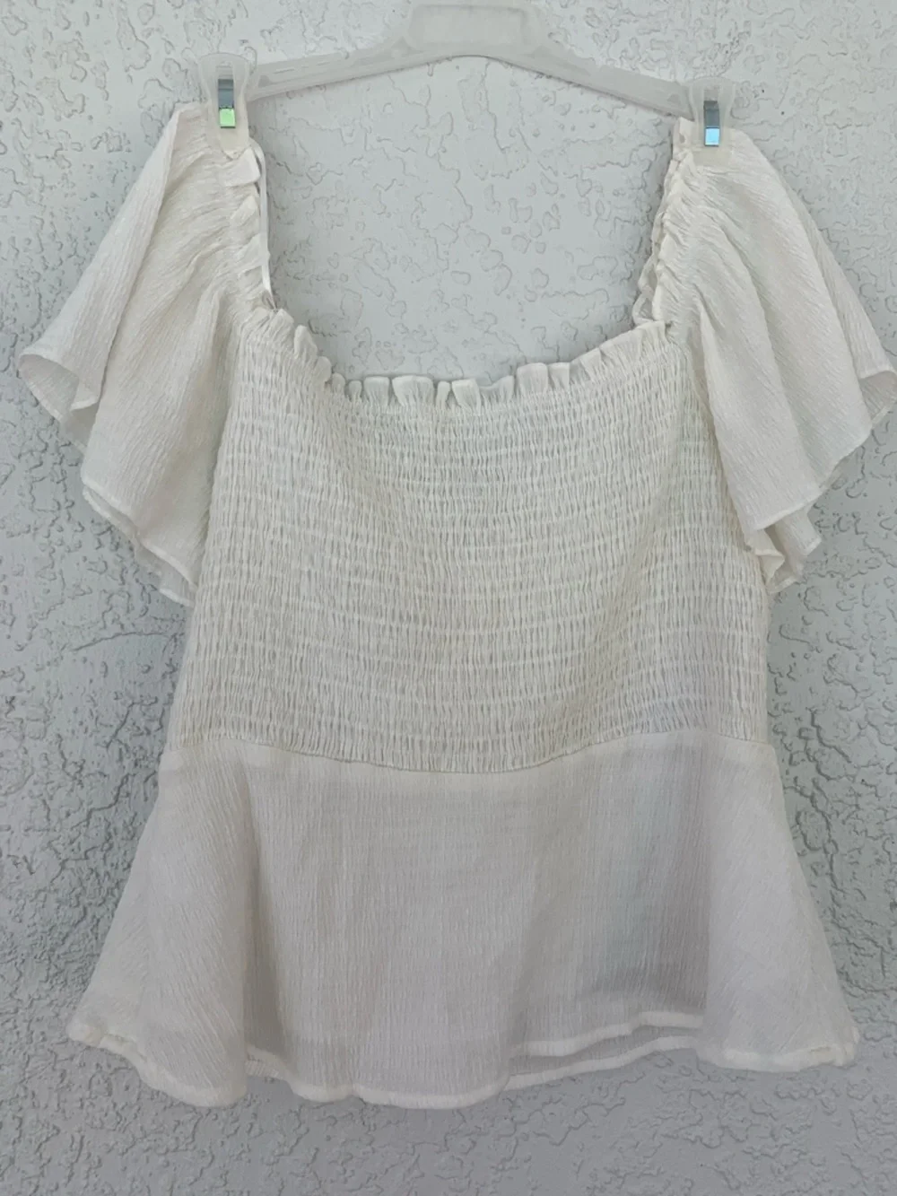ASTR cream Textured Puff Sleeve Peplum Blouse size L
